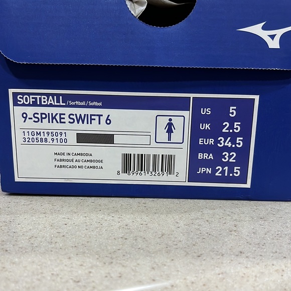 Mizuno 9-Spike Swift 6 Women’s Metal Fastpitch Softball Cleats Size 5, Gray shoe - Picture 8 of 8